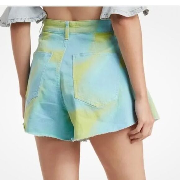 WeWoreWhat Flare Bell Short, size 26, NWT, Yellow/Green tie dye - Picture 2 of 7